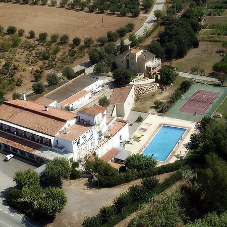 Hotel La Masia Pont de Molíns Kültér fotó