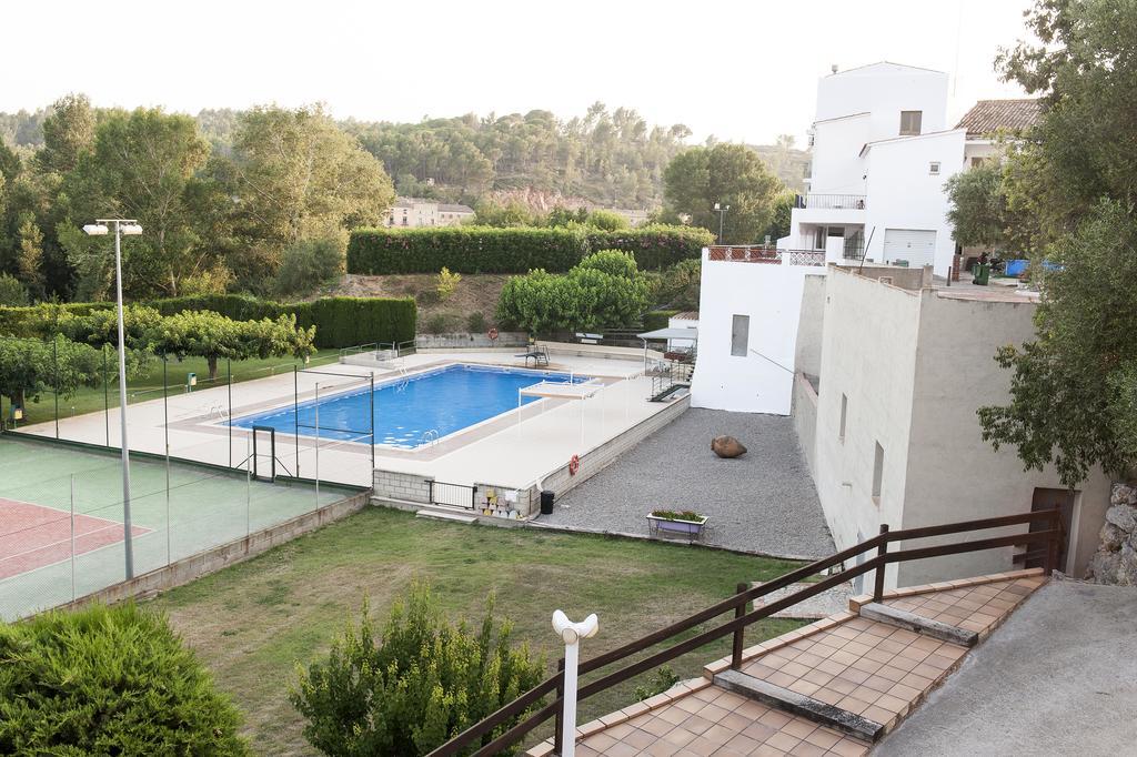 Hotel La Masia Pont de Molíns Kültér fotó
